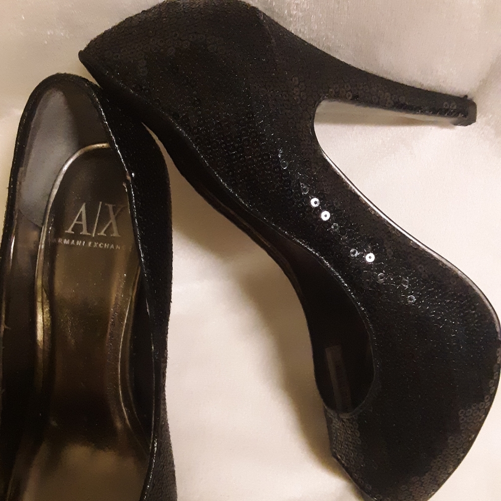 ARMANI BLACK SEQUIN PEEP TOE PUMPS *taking down asap, too cute**